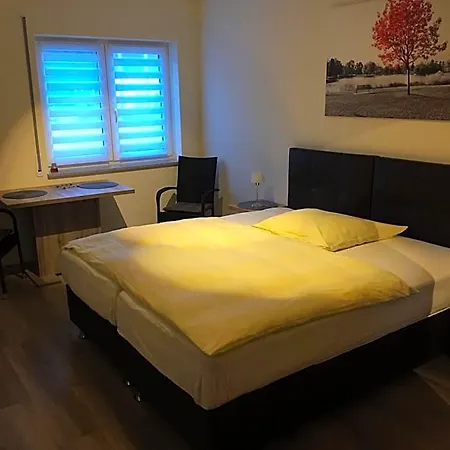 Boardinghaus Modern Living *