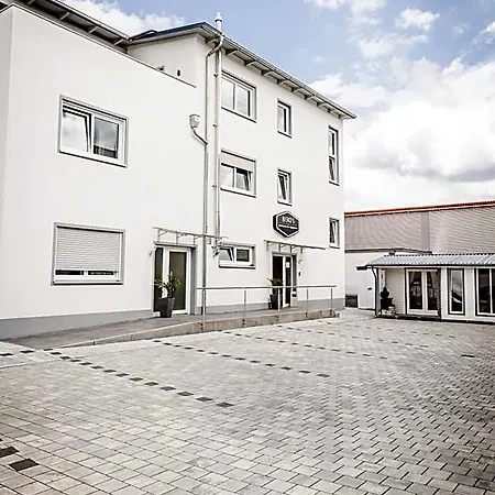 Boardinghaus Modern Living Adelsdorf