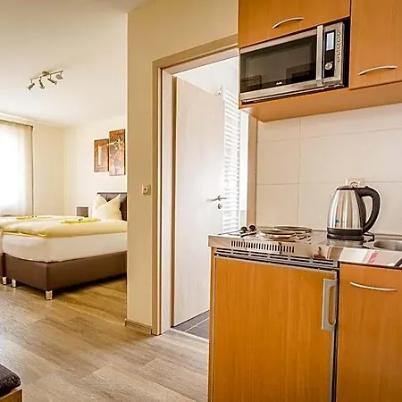 Boardinghaus Modern Living *